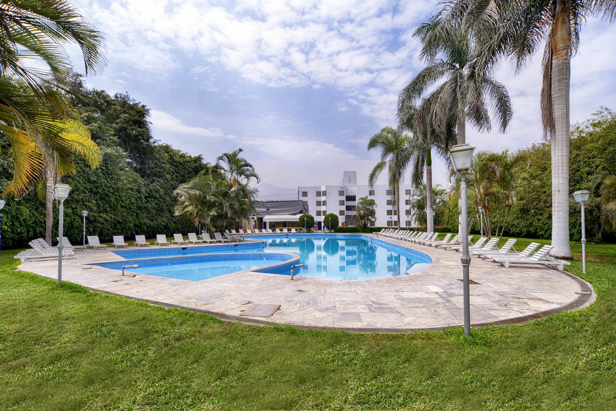 Hotel Hacienda Lima Norte Экстерьер фото